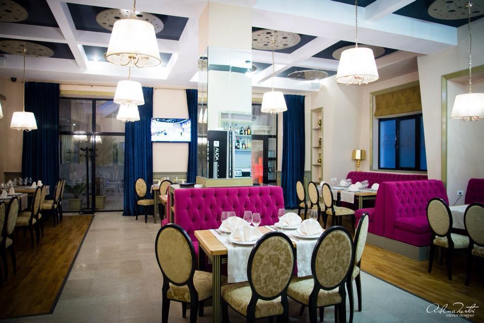Hotel Goya Collection Târgu Jiu 외부 사진