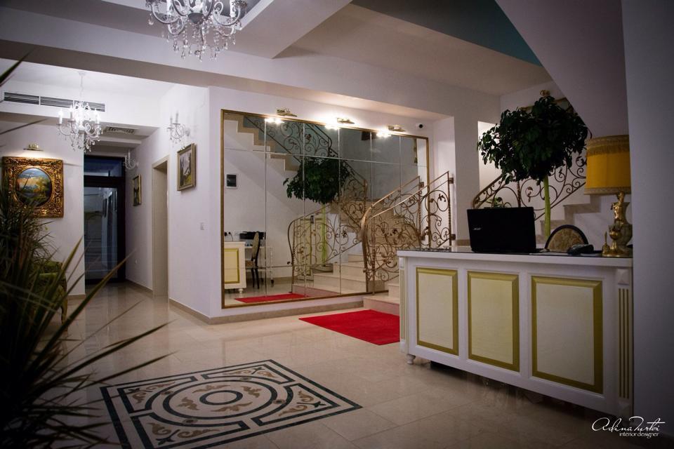 Hotel Goya Collection Târgu Jiu 외부 사진